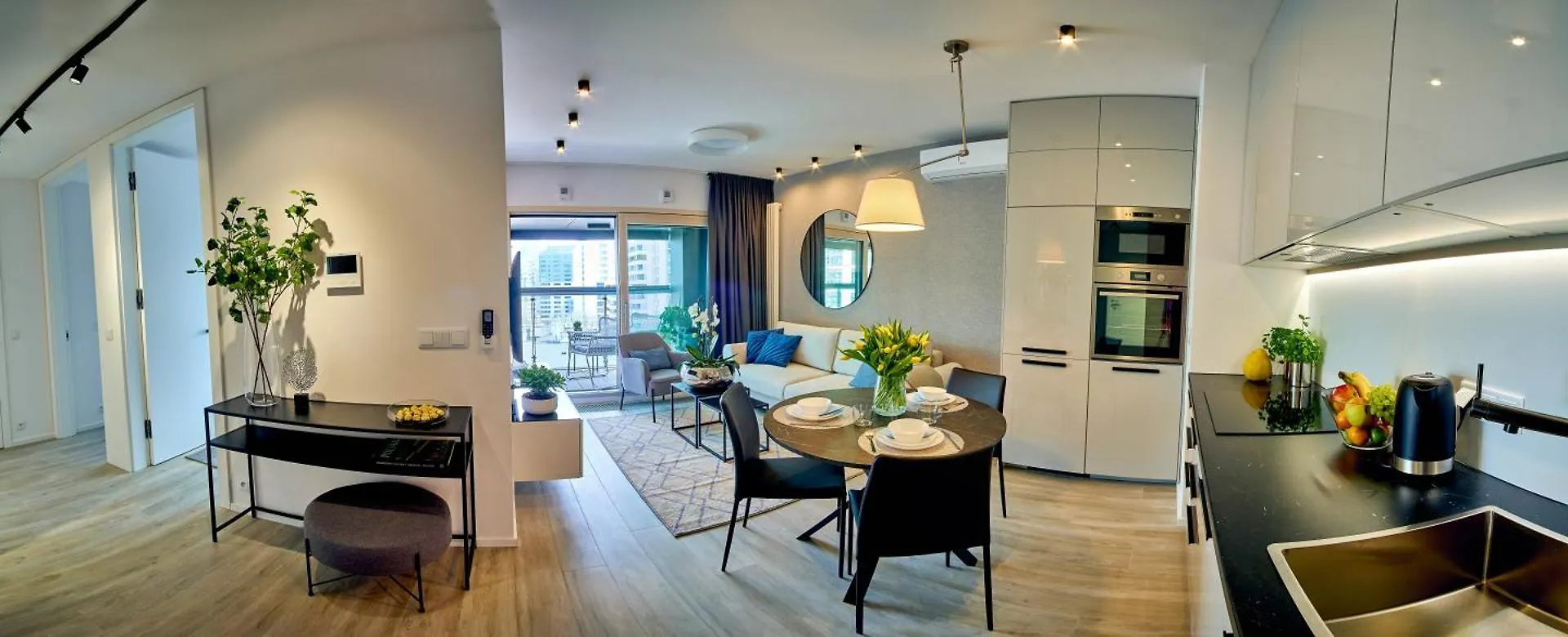 P&O Apartments Mennica Residence IV Warsaw Poland