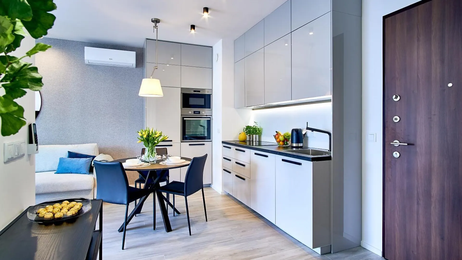 P&O Apartments Mennica Residence IV Warsaw