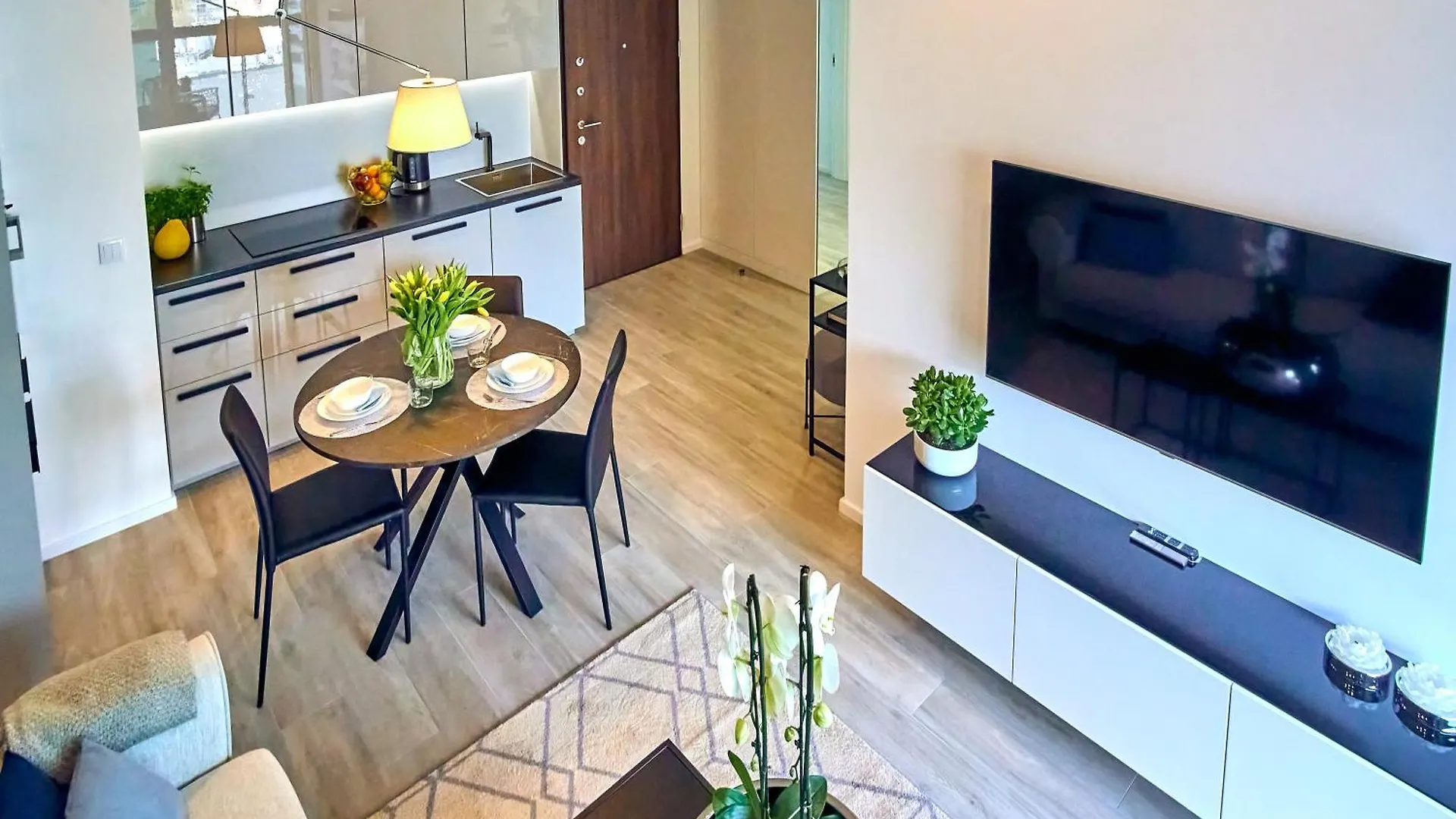 P&O Apartments Mennica Residence IV Warsaw